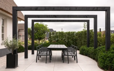 Tuin met pergola